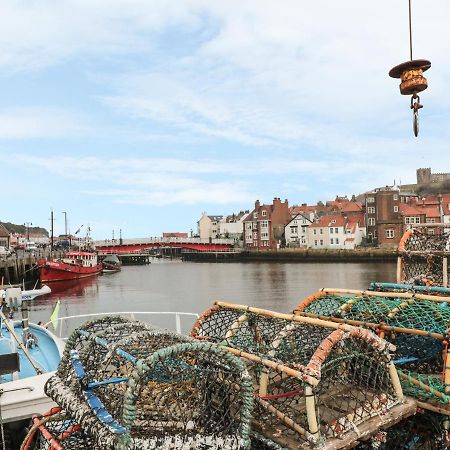 The Surfers Bolt Hole Apartman Whitby Kültér fotó